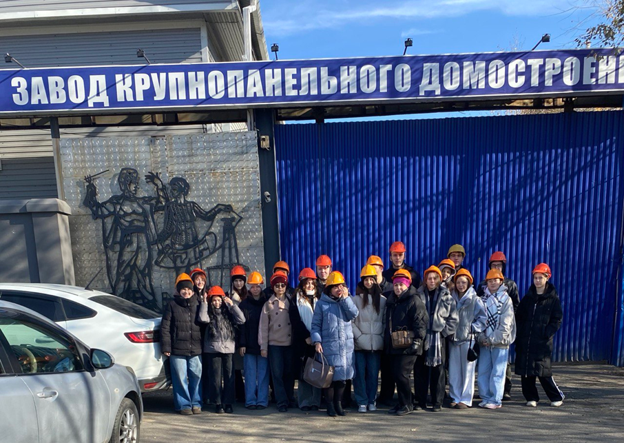 Тесное сотрудничество с работодателями